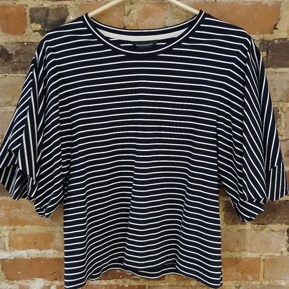 Club Monaco top - Picture 1 of 3
